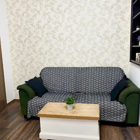 Charming Studio In Center Of Bucharest,ground Floor, Near Old Daire Bükreş