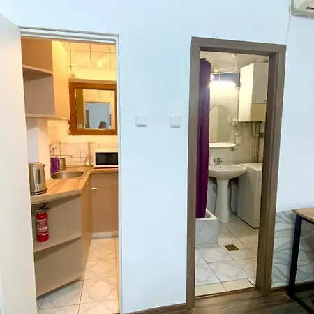 Charming Studio In Center Of Bucharest,ground Floor, Near Old Daire *