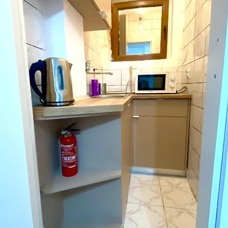 Charming Studio In Center Of Bucharest,ground Floor, Near Old *